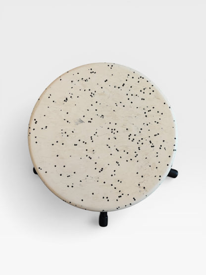 Tabouret d'école upcyclé Nº2