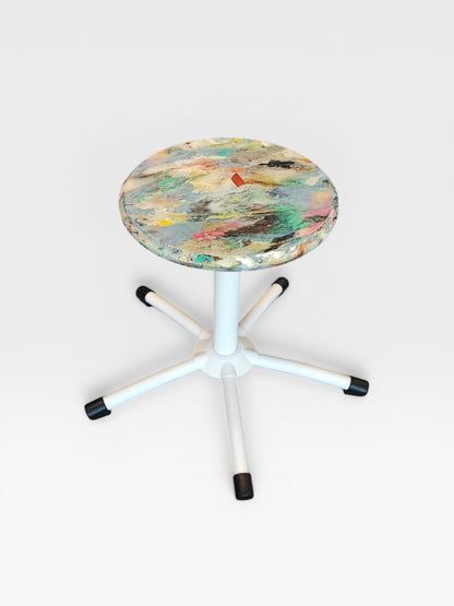 Tabouret d'école upcyclé Nº8